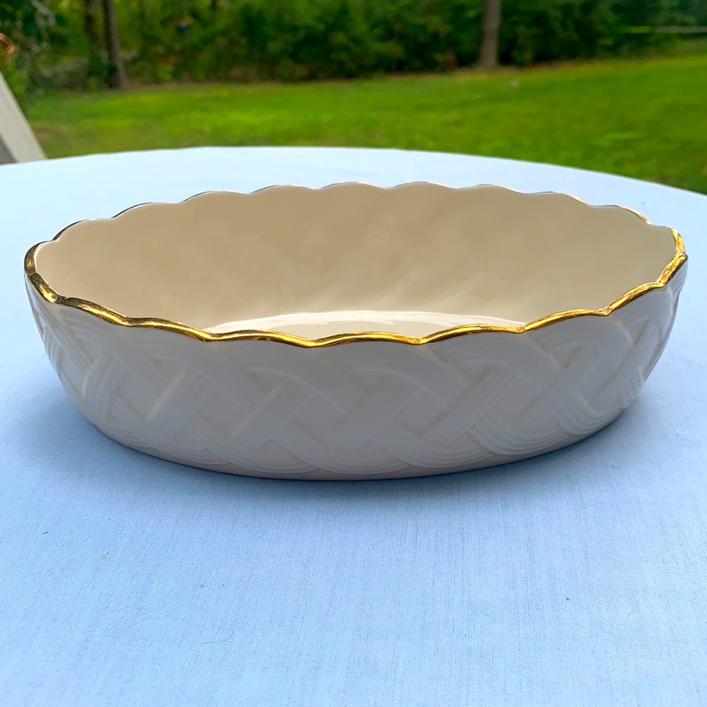 Lenox 8” Oval Serving Bowl - Lattice Collection